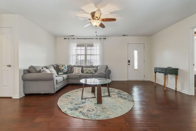 360 Forest Trail Drive, Berea, KY 40403