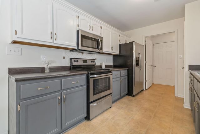 360 Forest Trail Drive, Berea, KY 40403