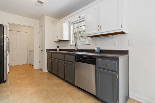 360 Forest Trail Drive, Berea, KY 40403