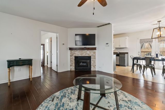 360 Forest Trail Drive, Berea, KY 40403