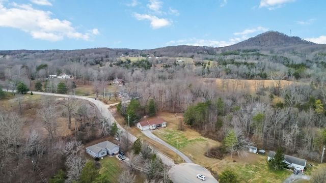 360 Forest Trail Drive, Berea, KY 40403
