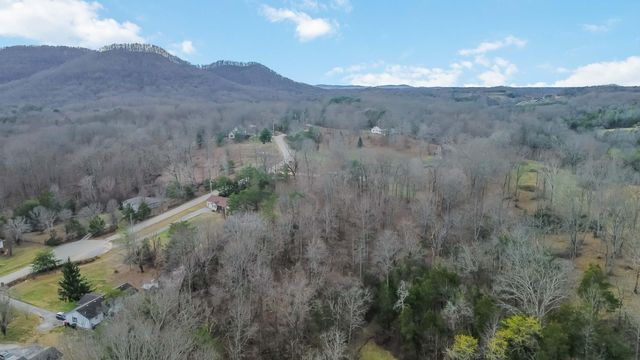 360 Forest Trail Drive, Berea, KY 40403