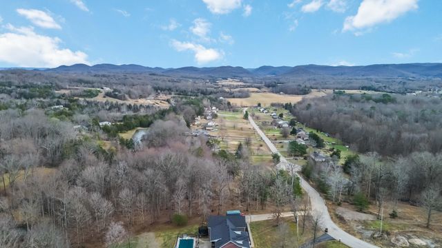 360 Forest Trail Drive, Berea, KY 40403