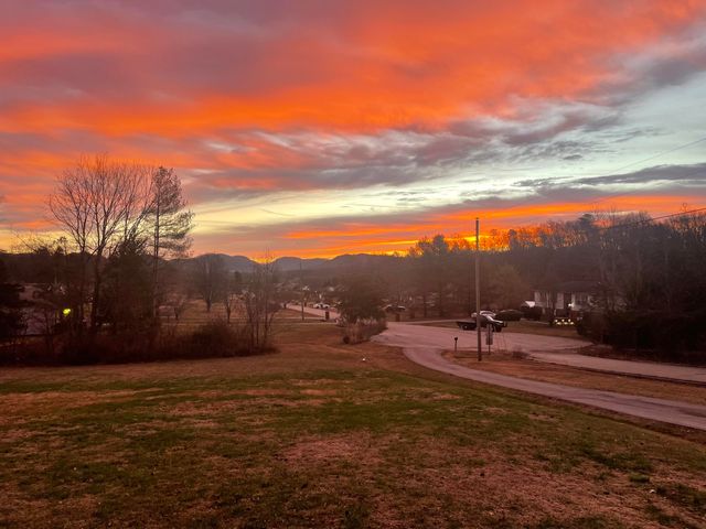 360 Forest Trail Drive, Berea, KY 40403