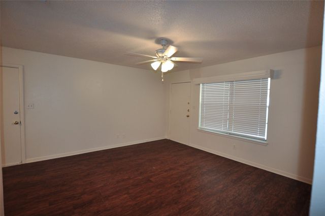 507 N Merrimac Street, Weatherford, TX 76086