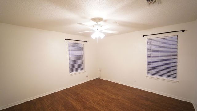 507 N Merrimac Street, Weatherford, TX 76086