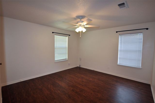 507 N Merrimac Street, Weatherford, TX 76086