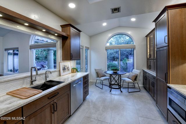 6376 E Placita Divina, Tucson, AZ 85750