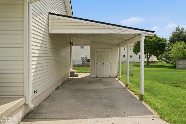 1045 April Lane, Marysville, MI 48040