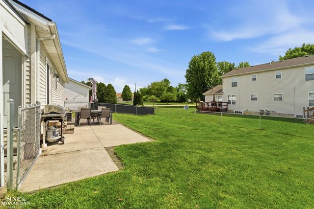 1045 April Lane, Marysville, MI 48040