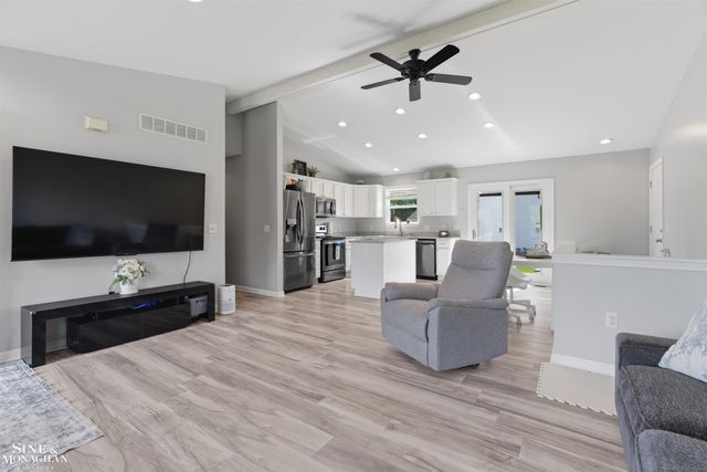 1045 April Lane, Marysville, MI 48040