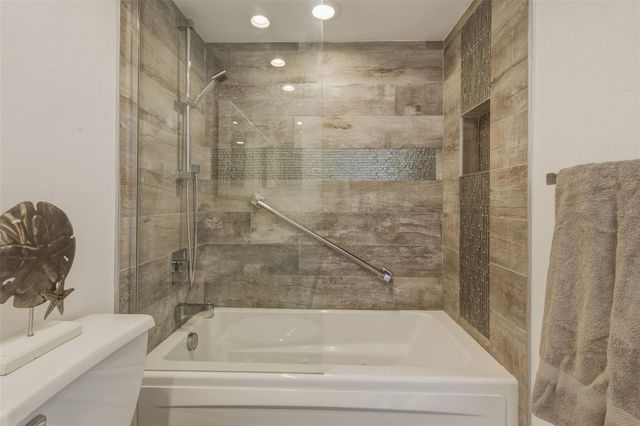 1351 GULF BOULEVARD 202, Clearwater Beach, FL 33767