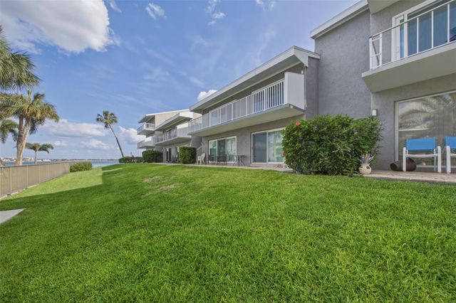 1351 GULF BOULEVARD 202, Clearwater Beach, FL 33767