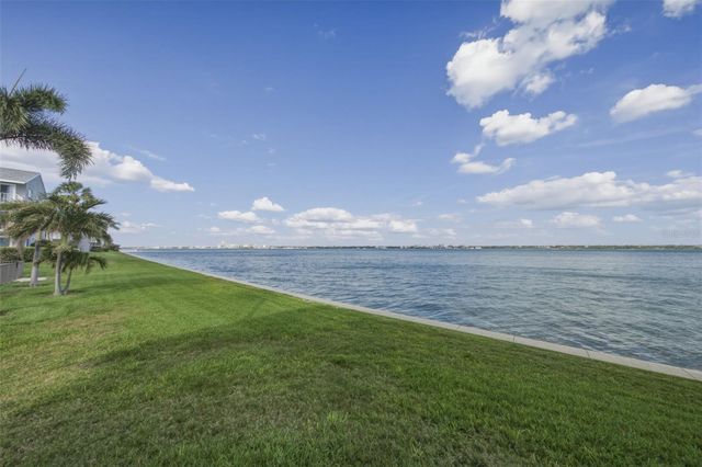 1351 GULF BOULEVARD 202, Clearwater Beach, FL 33767