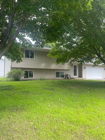 436 3rd Street NW, Saint Michael, MN 55376