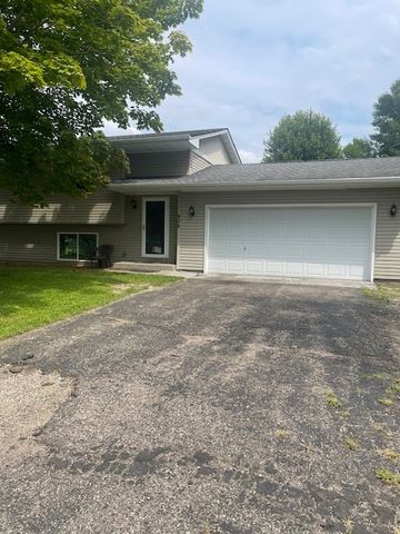436 3rd Street NW, Saint Michael, MN 55376