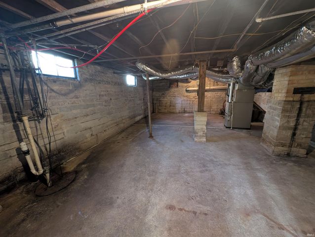 2211 H Street, Bedford, IN 47421