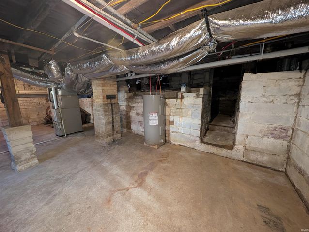 2211 H Street, Bedford, IN 47421