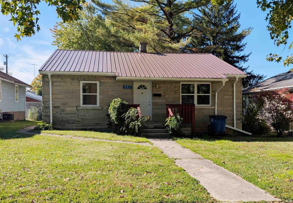 2211 H Street, Bedford, IN 47421