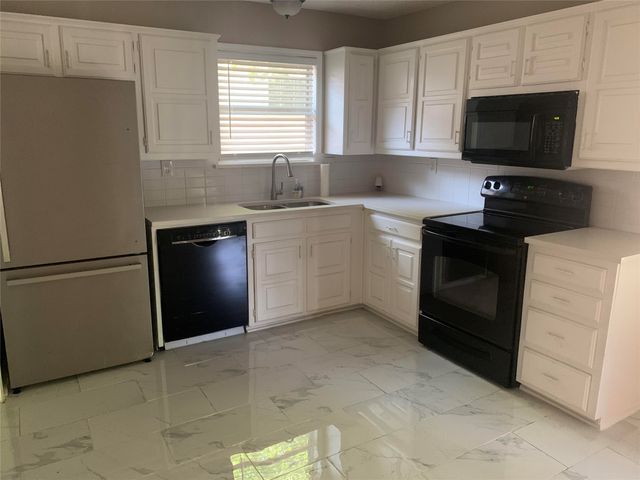 411 S Benge Street, Mckinney, TX 75069