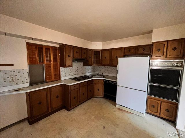 3114 Clarence Avenue, St Louis, MO 63115