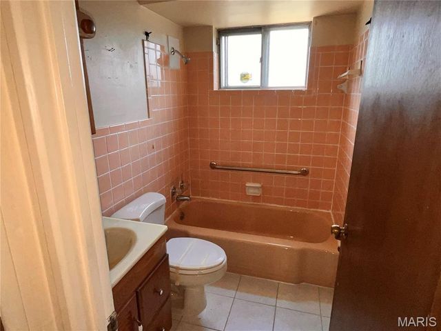 3114 Clarence Avenue, St Louis, MO 63115