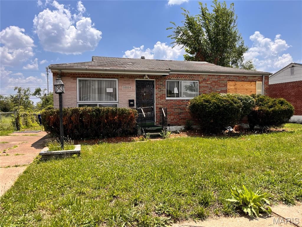 3114 Clarence Avenue, St Louis, MO 63115