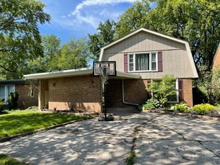 18522 Western Avenue, Homewood, IL 60430