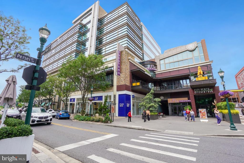 Image 42 of property listing at 5802 NICHOLSON LN #2-202, Rockville, MD 20852