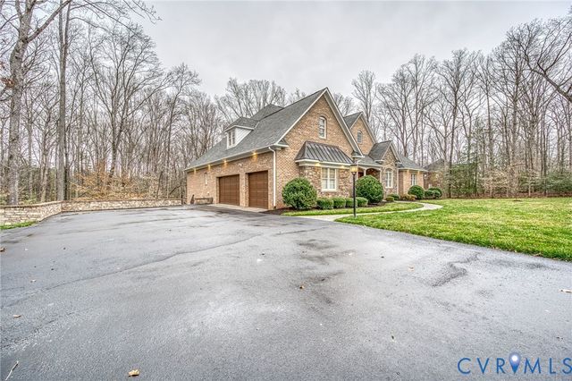 1642 Fallen Timber Trl, Powhatan, VA 23139