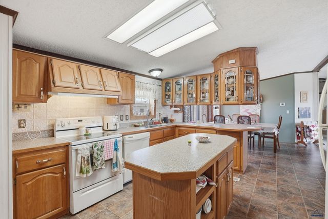 1332 SPEARFISH MOUNTAIN LN, Spearfish, SD 57783
