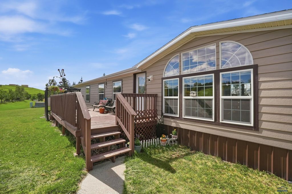 1332 SPEARFISH MOUNTAIN LN, Spearfish, SD 57783