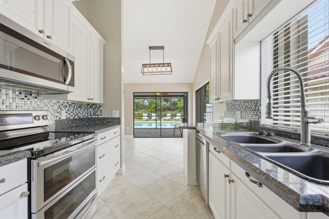 2890 Gettysburg Lane, West Palm Beach, FL 33409