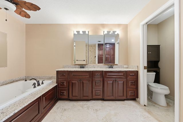 2890 Gettysburg Lane, West Palm Beach, FL 33409