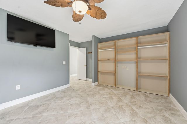 2890 Gettysburg Lane, West Palm Beach, FL 33409