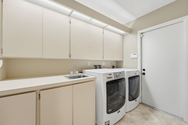 2890 Gettysburg Lane, West Palm Beach, FL 33409