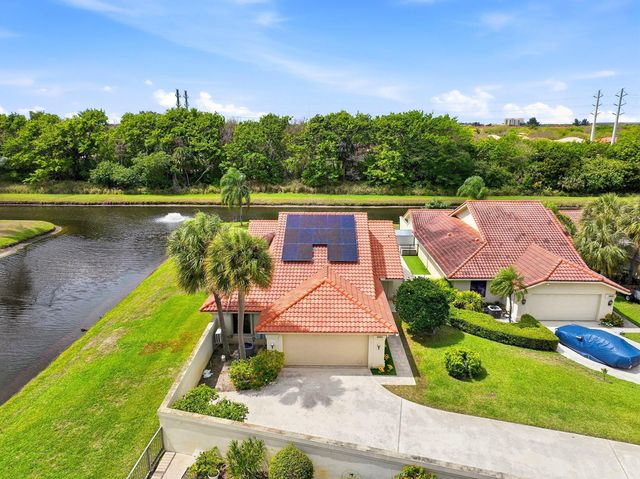 2890 Gettysburg Lane, West Palm Beach, FL 33409