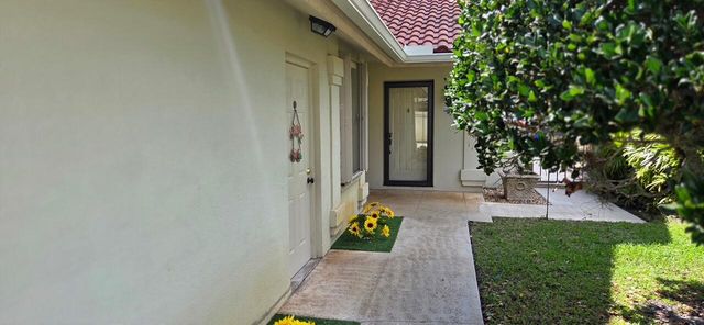 2890 Gettysburg Lane, West Palm Beach, FL 33409