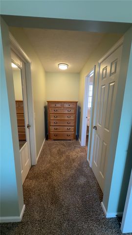 68 Labrador Drive, Greece, NY 14616