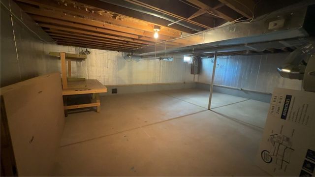 68 Labrador Drive, Greece, NY 14616