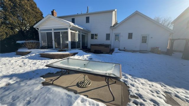 68 Labrador Drive, Greece, NY 14616