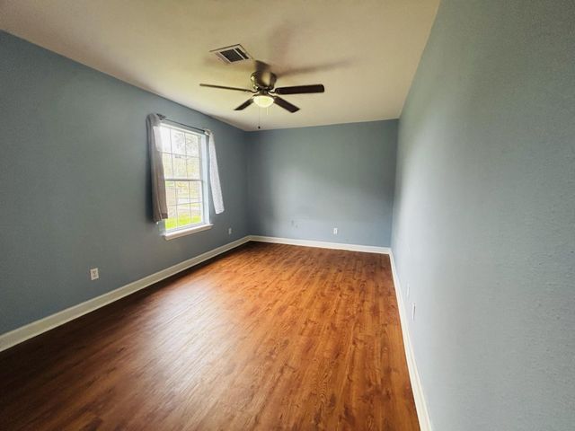 8201 Kenton Street, Houston, TX 77028