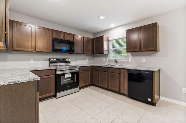 443 Mesquite, Livingston, TX 77351