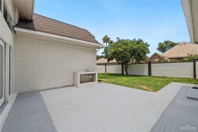 600 Bluebird Avenue, Mcallen, TX 78504