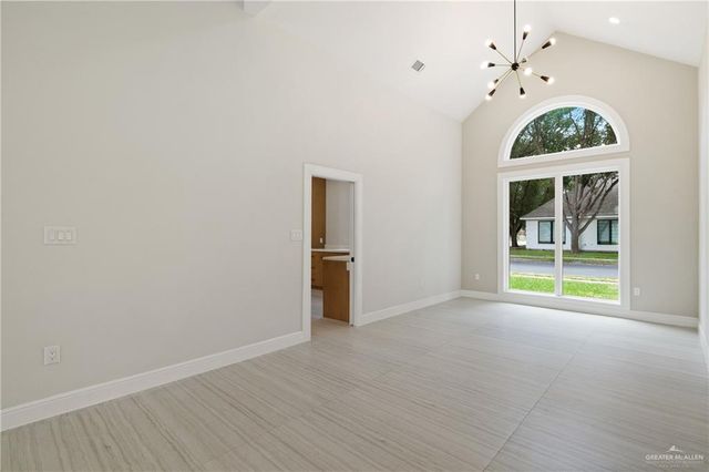 600 Bluebird Avenue, Mcallen, TX 78504