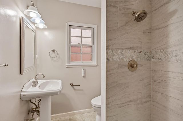 234 E Hedding Street, San Jose, CA 95112