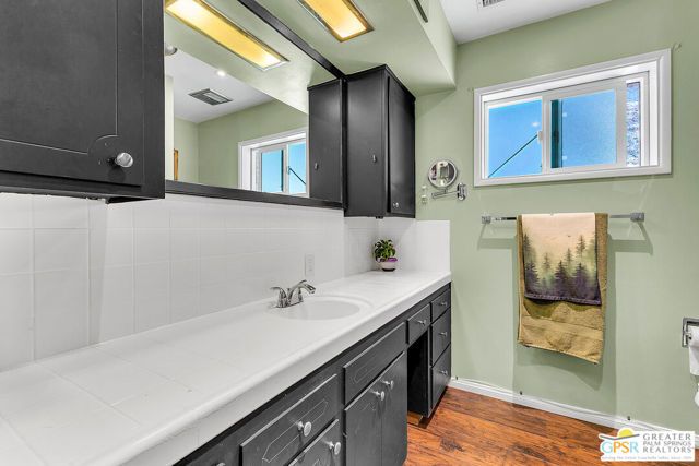 23971 Skyview Drive, Idyllwild, CA 92549