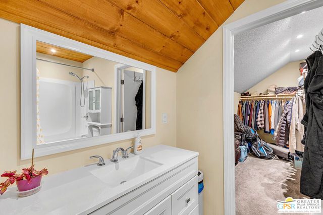 23971 Skyview Drive, Idyllwild, CA 92549