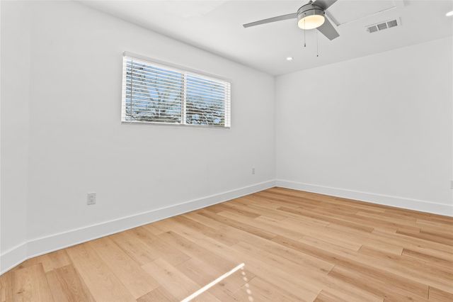2706 Wheless LN Bldg 4, Austin, TX 78723