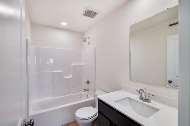 13091 Carolina Street, Crown Point, IN 46307